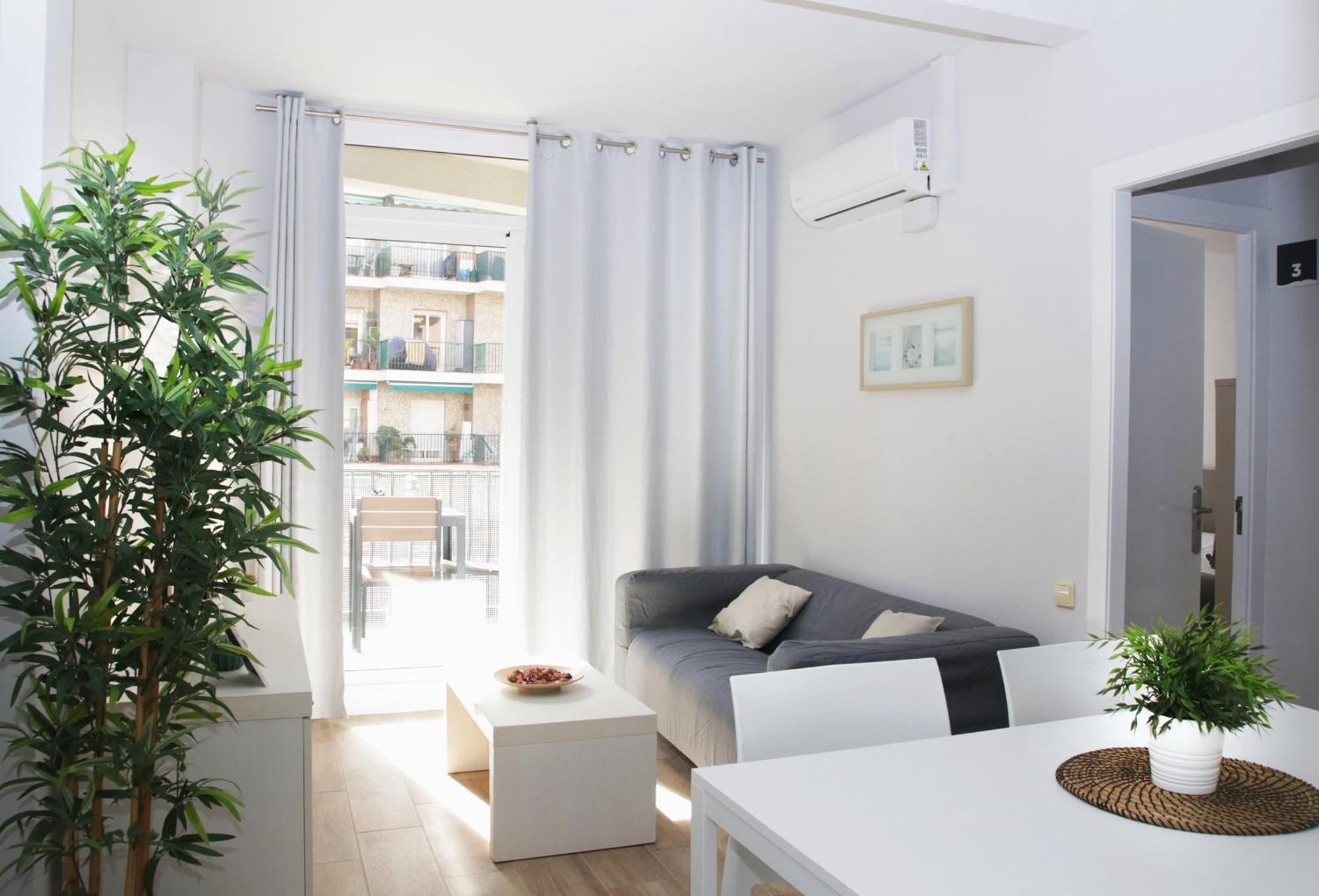 Sant Jordi Apartments Sagrada Familia Barcelone Extérieur photo